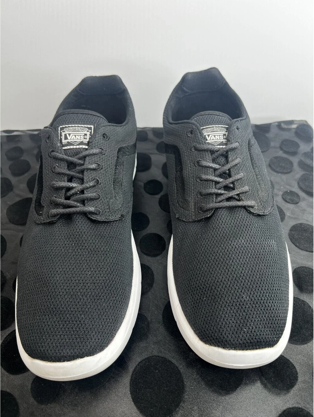 Vans UltraRange Black Knit Mesh Sneakers Men's 11.5 Athletic Walking Shoes Ultra